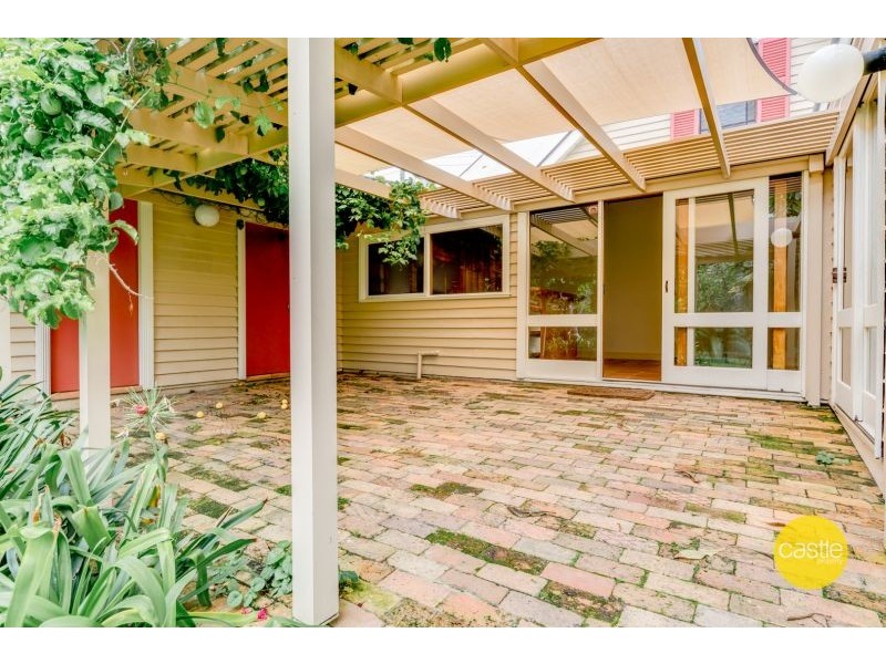 15 High St, The Hill NSW 2300