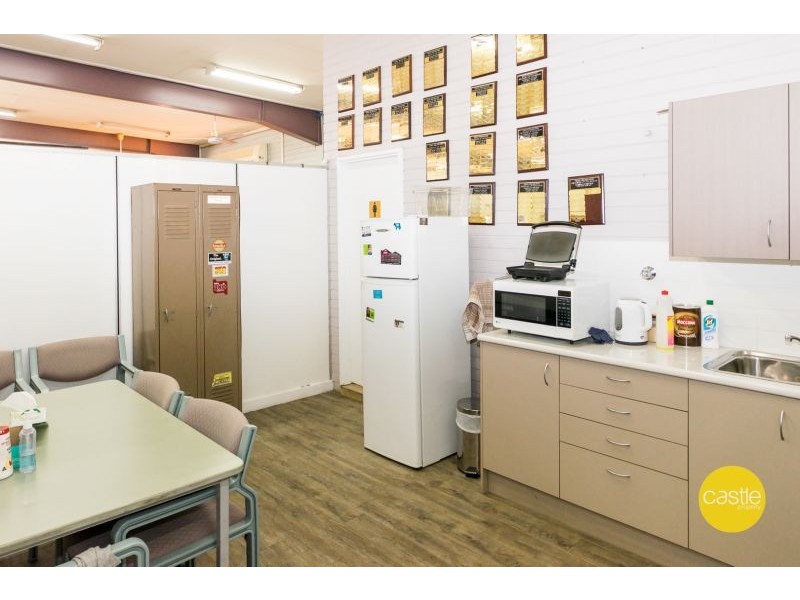 11 Lang Road, Broadmeadow NSW 2292