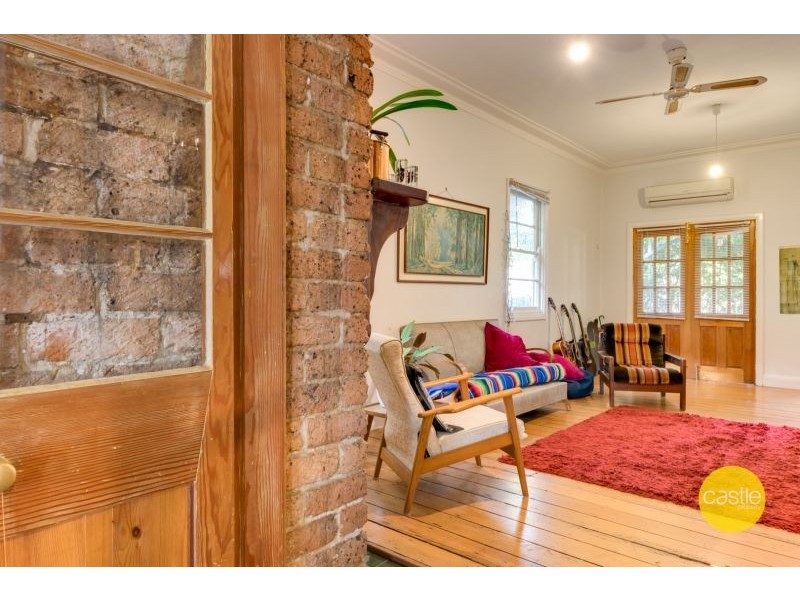 2 Cameron St, Hamilton NSW 2303