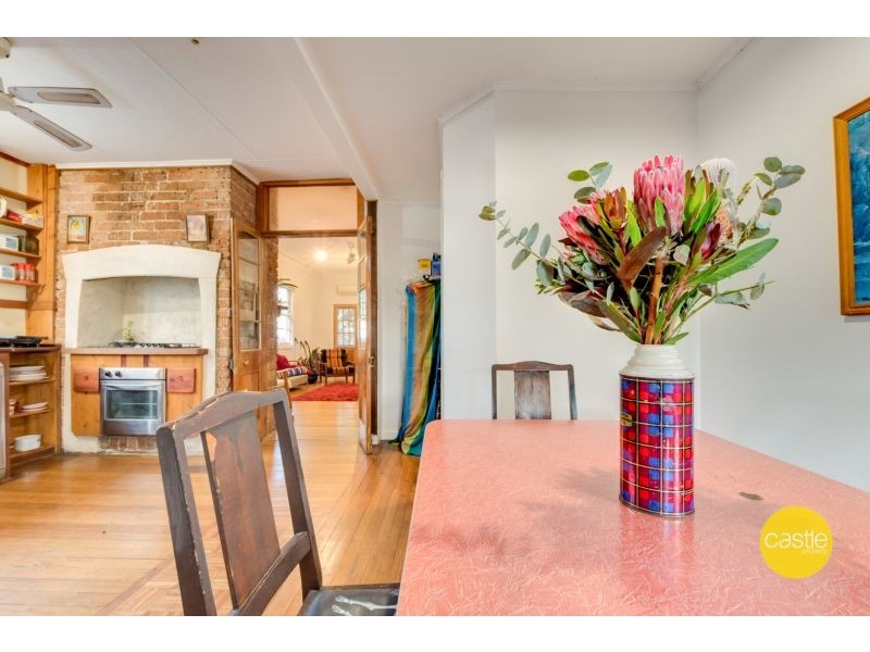 2 Cameron St, Hamilton NSW 2303