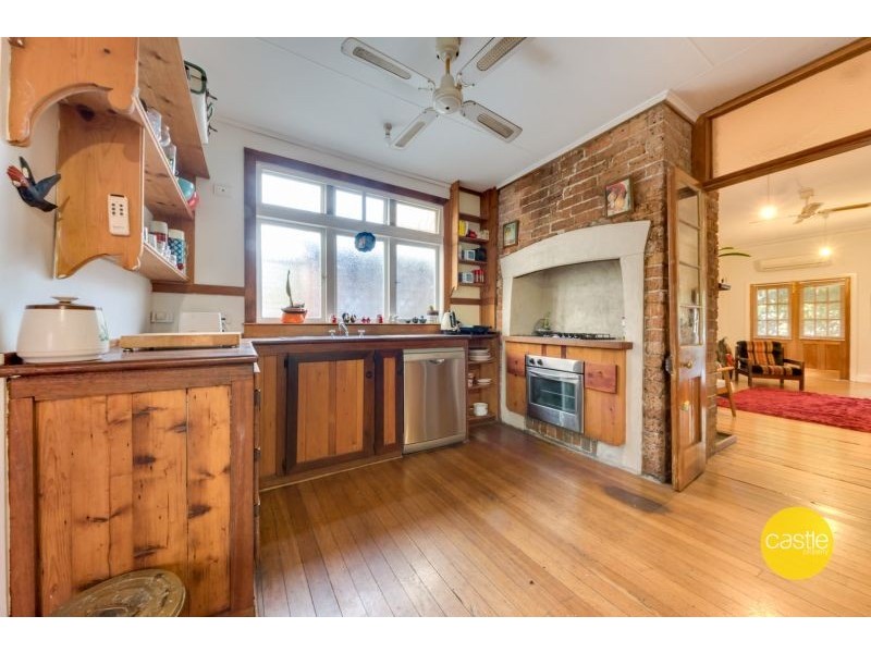 2 Cameron St, Hamilton NSW 2303