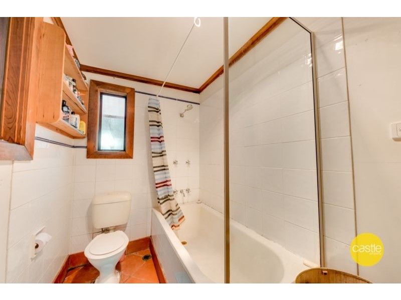 2 Cameron St, Hamilton NSW 2303