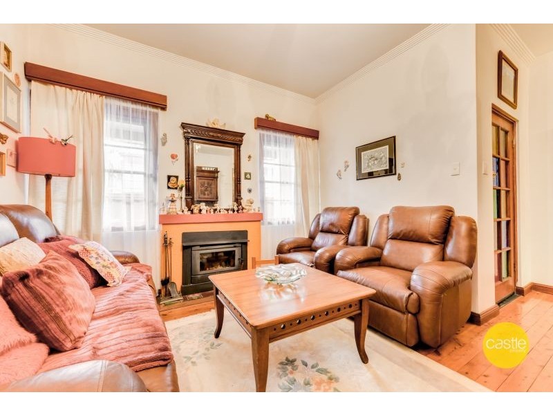 2 Godfrey St, Waratah NSW 2298