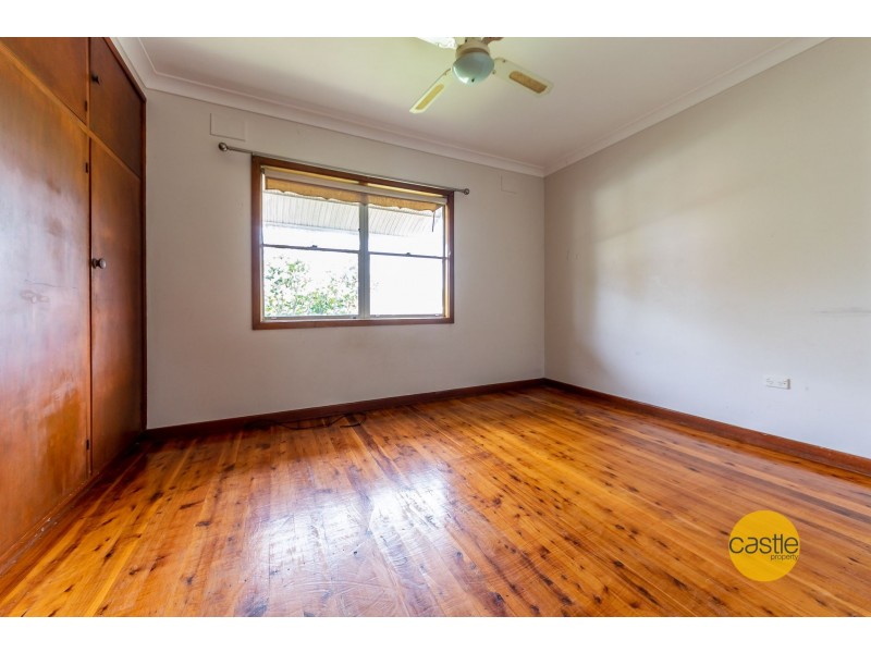 12 Tennant Rd, Mount Hutton NSW 2290