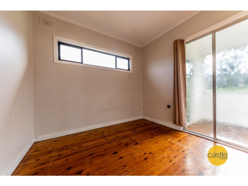 12 Tennant Rd, Mount Hutton NSW 2290