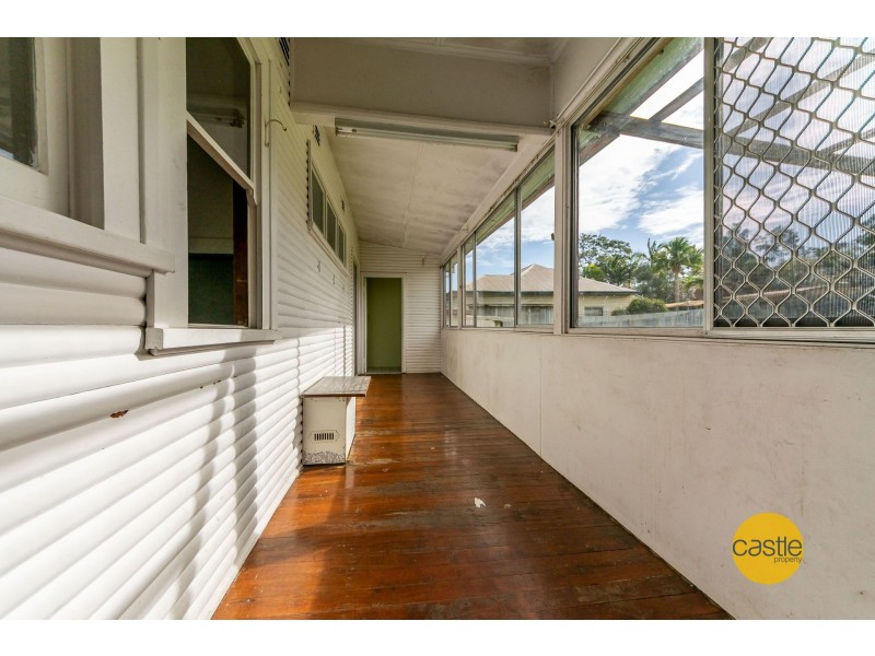 12 Tennant Rd, Mount Hutton NSW 2290