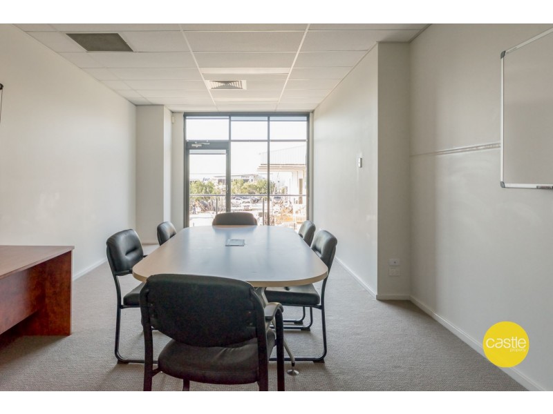 11/6 Frost Dr, Mayfield West NSW 2304