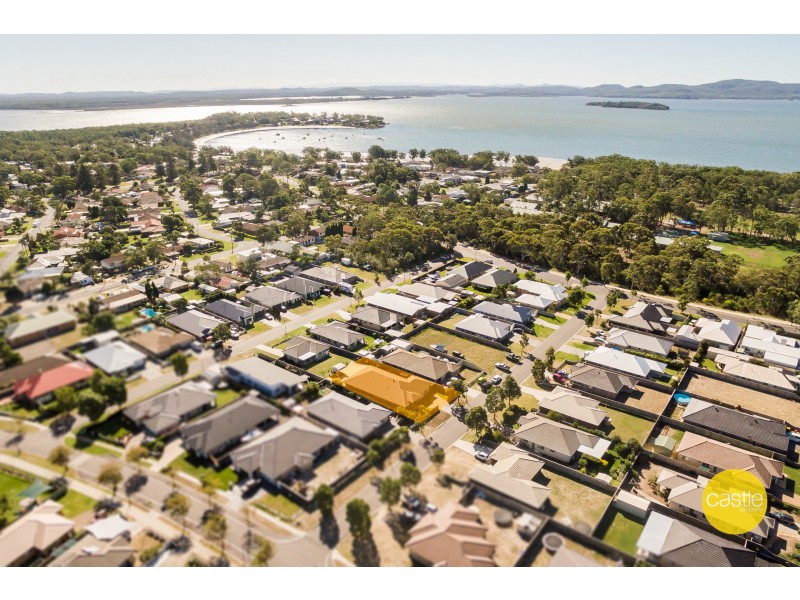 5 Nepean Way, Tanilba Bay NSW 2319