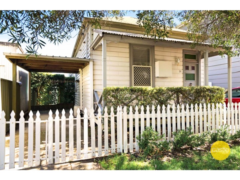 14 Cameron St, Hamilton NSW 2303