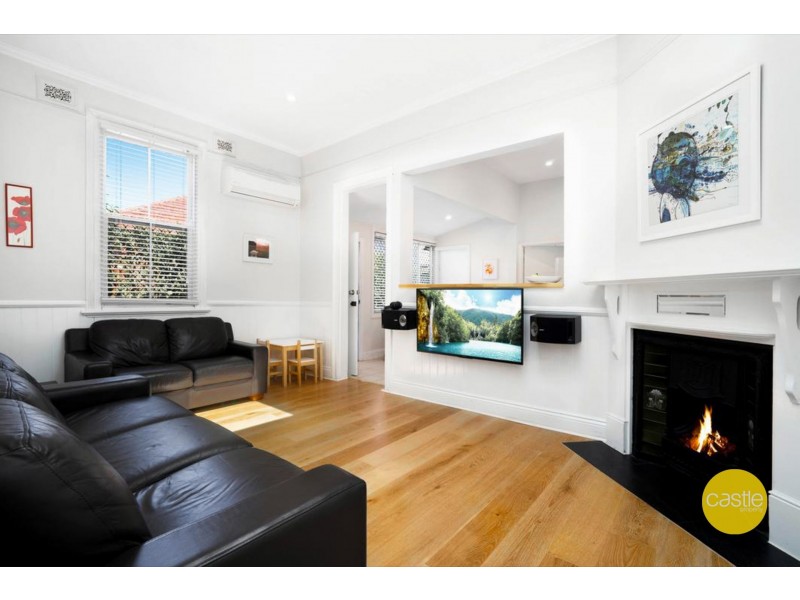 14 Cameron St, Hamilton NSW 2303