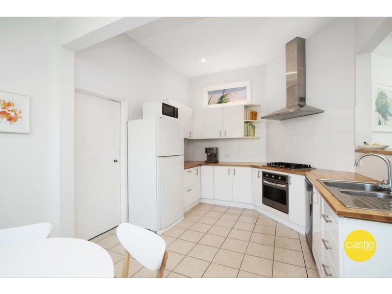 14 Cameron St, Hamilton NSW 2303