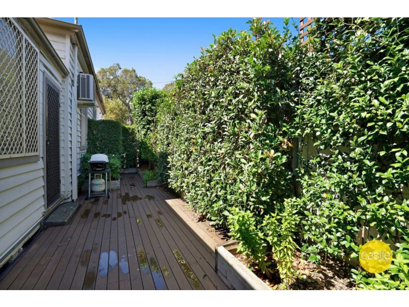 14 Cameron St, Hamilton NSW 2303