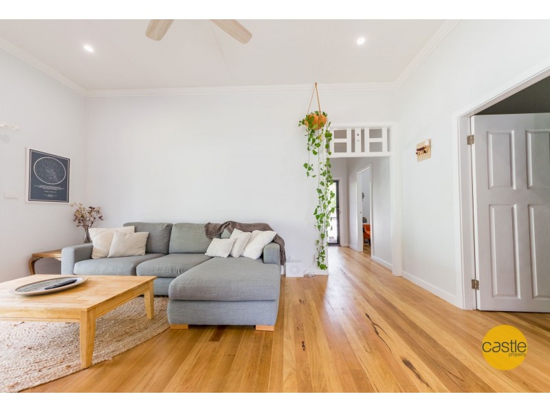 57 Coorumbung Rd, Broadmeadow NSW 2292