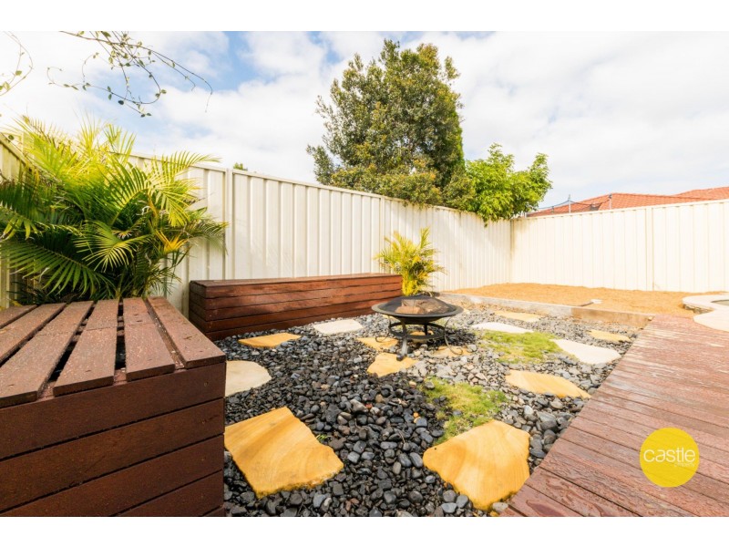 9 Glover Cres, Metford NSW 2323