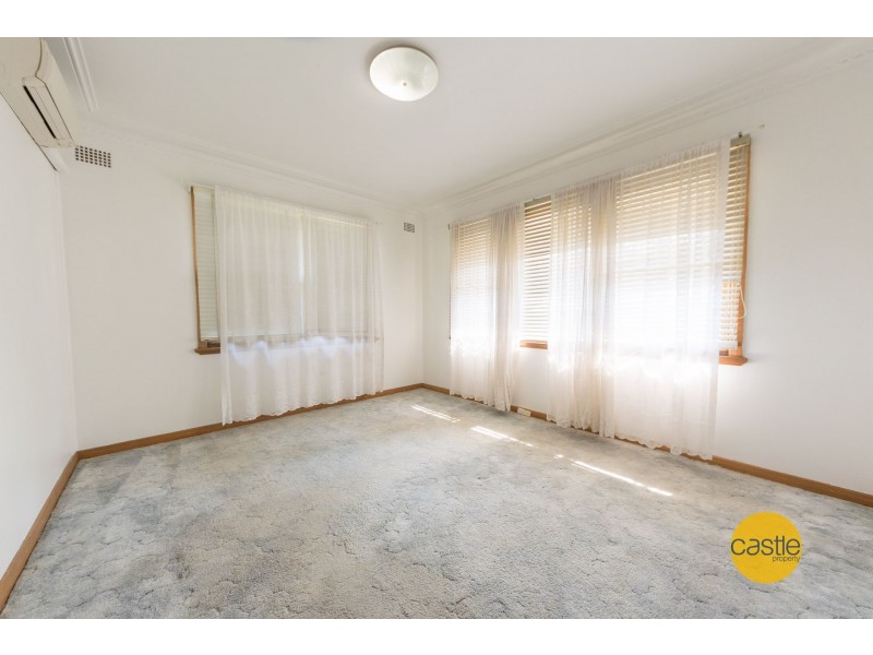 1/23 Kuranda Cres, Kotara NSW 2289