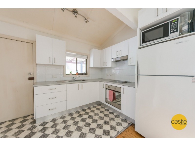 3 Kings Rd, Tighes Hill NSW 2297