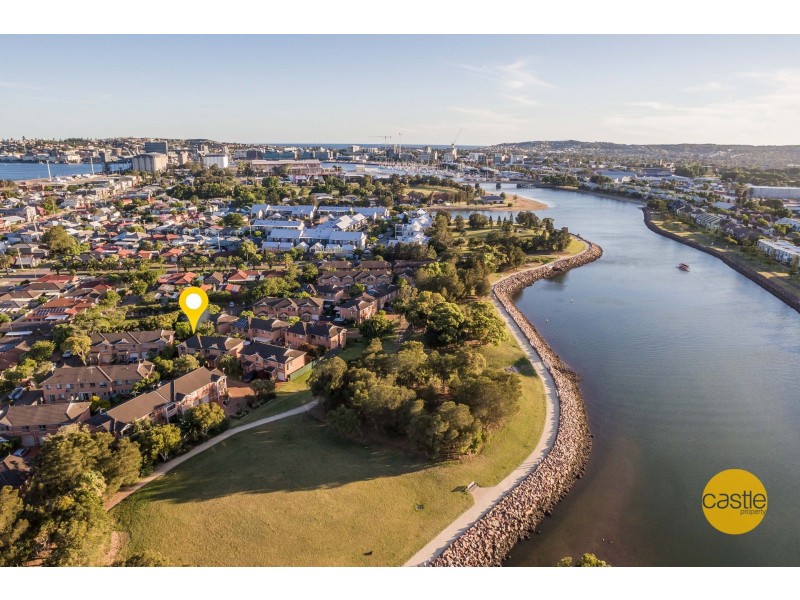 2/16 Mccann Ct, Carrington NSW 2294