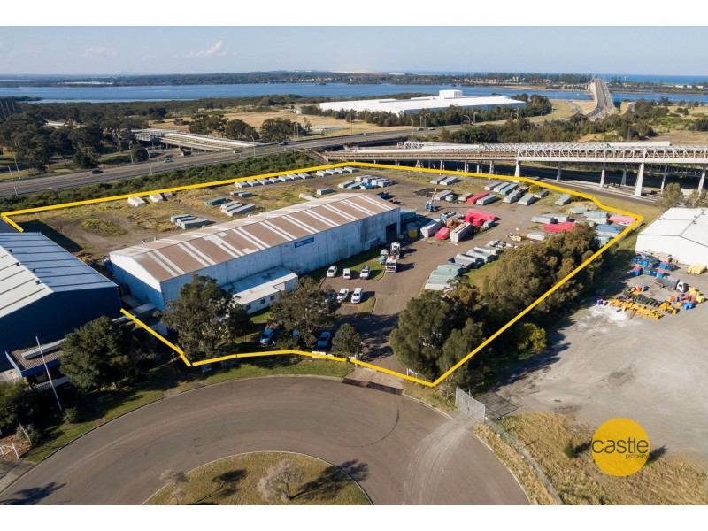 26 Sandpiper Close, Kooragang NSW 2304