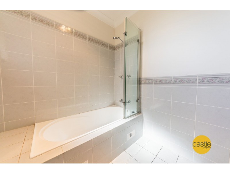 1/75 Lake Rd, Wallsend NSW 2287