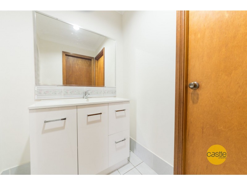 1/75 Lake Rd, Wallsend NSW 2287