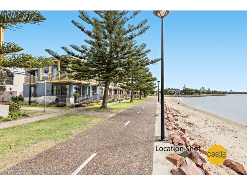 2/106 The Lane, Wickham NSW 2293