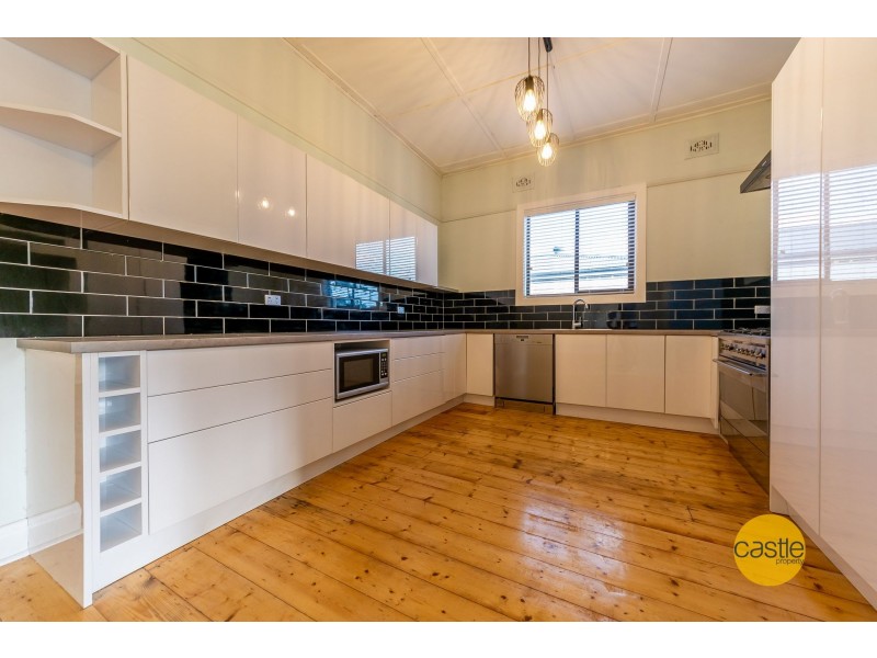 8 Gamack St, Mayfield NSW 2304