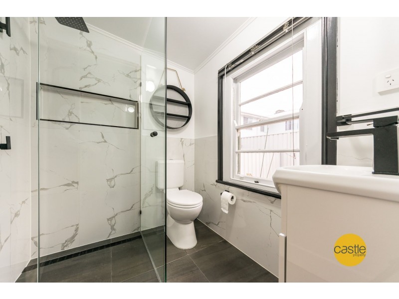 Room Victory Parade, Wallsend NSW 2287