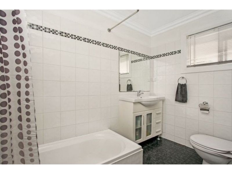 7 Taree Ave, Telarah NSW 2320