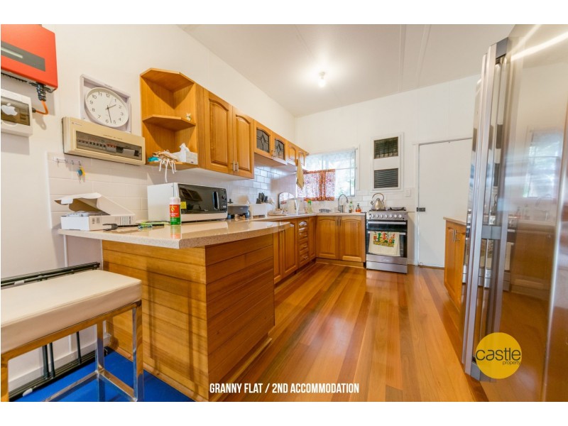 4 Park St, Teralba NSW 2284