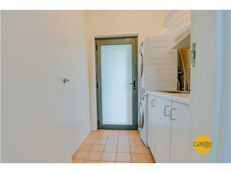 1/128 Broadmeadow Rd, Broadmeadow NSW 2292