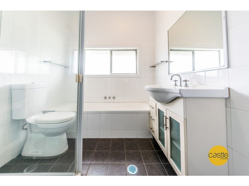 16 Bourke St, Mayfield NSW 2304