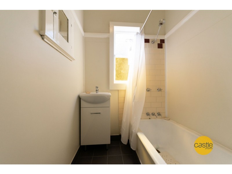 114 Fern St, Islington NSW 2296