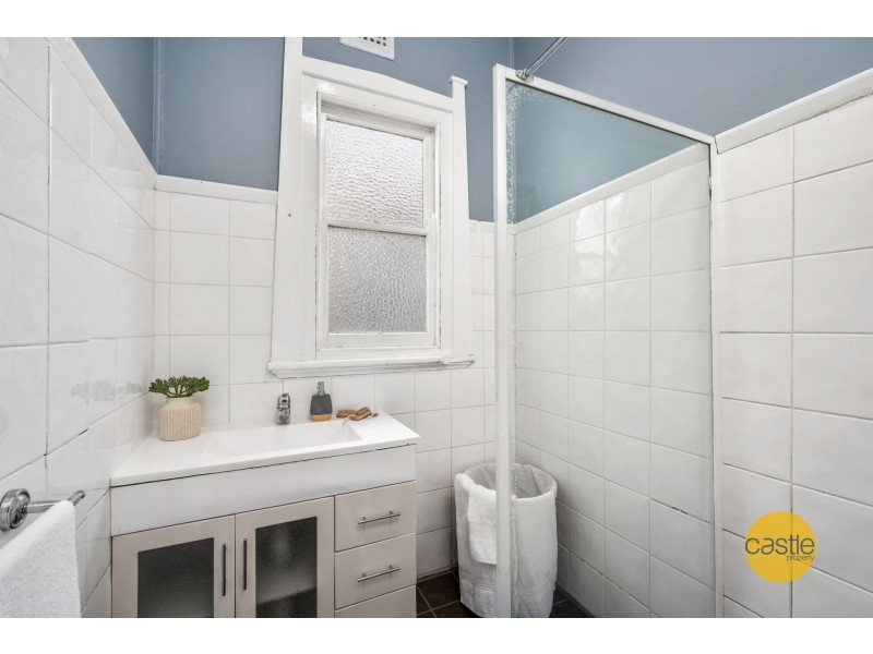 32 King St, Waratah West NSW 2298