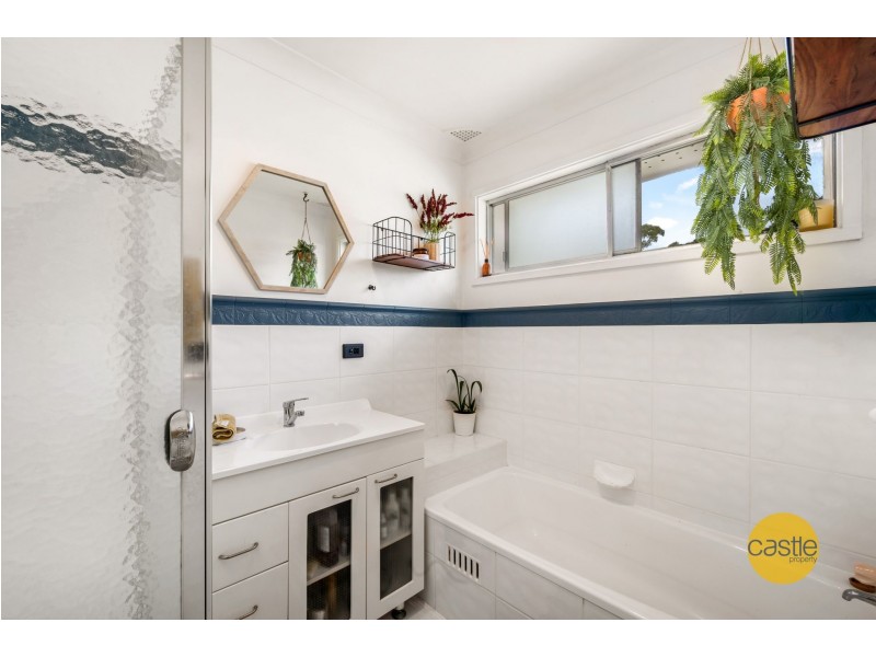 6 Whitburn Cl, Charlestown NSW 2290