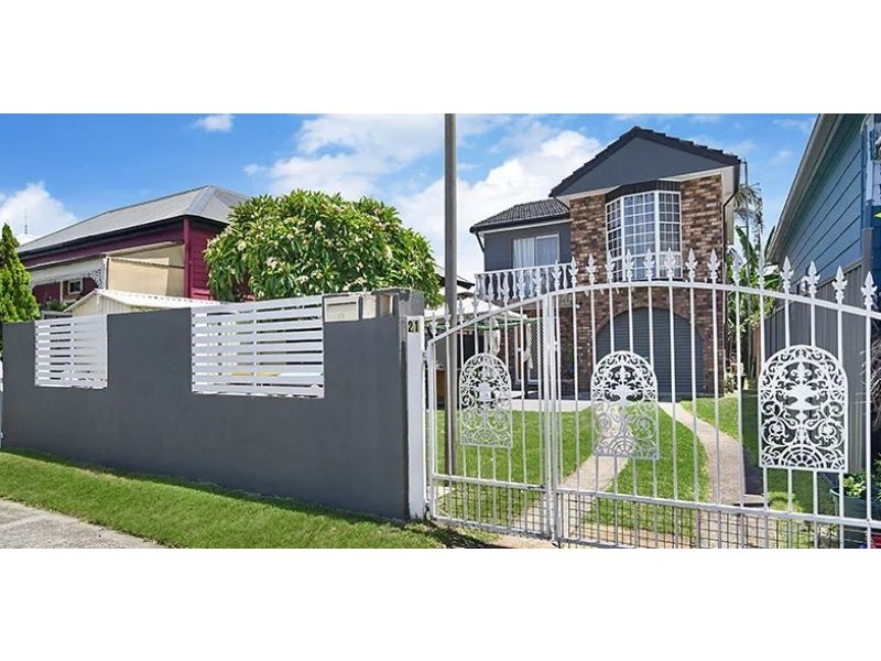 21 Bourke St, Carrington NSW 2294