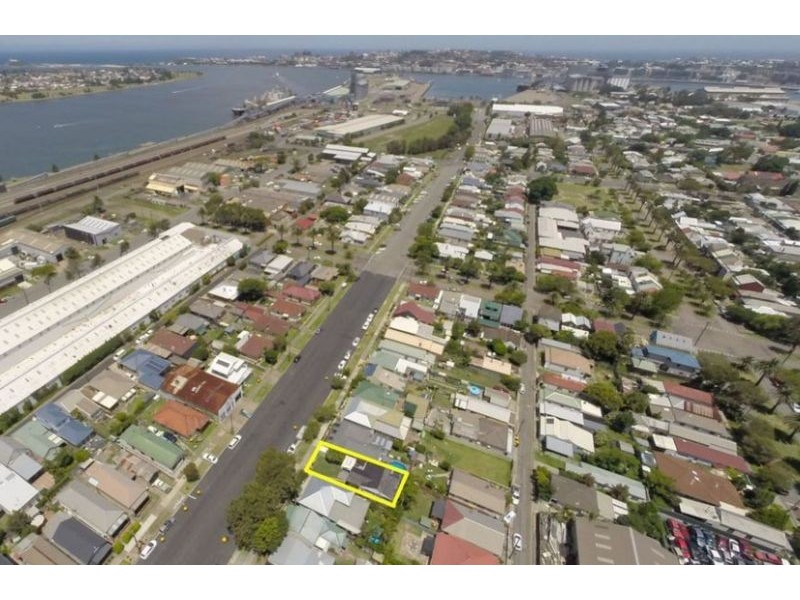 21 Bourke St, Carrington NSW 2294