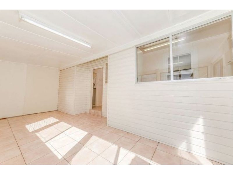 36 James Street, Hamilton NSW 2303