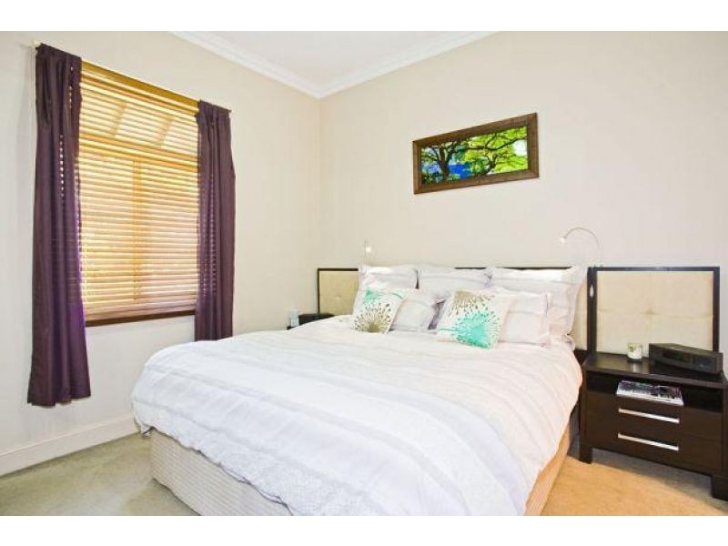 19 Kitchener Parade, Mayfield East NSW 2304