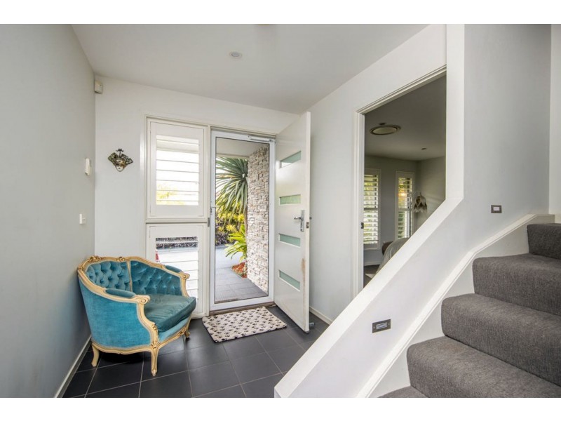 25 Elcho Street, Hamilton NSW 2303