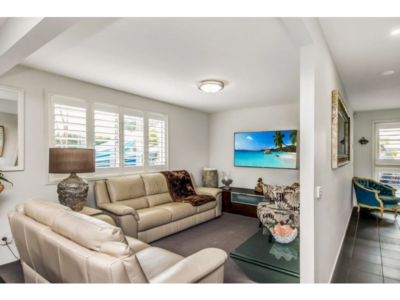 25 Elcho Street, Hamilton NSW 2303