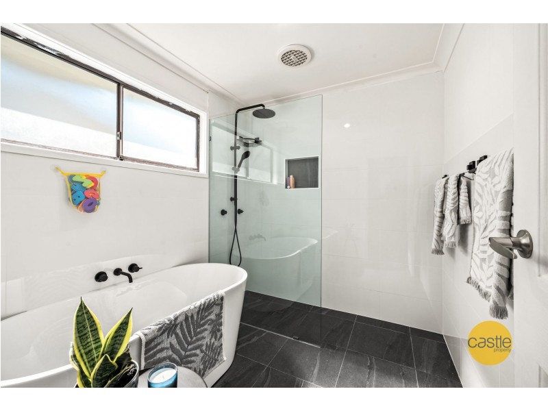 27 Illawarra Ave, Cardiff NSW 2285