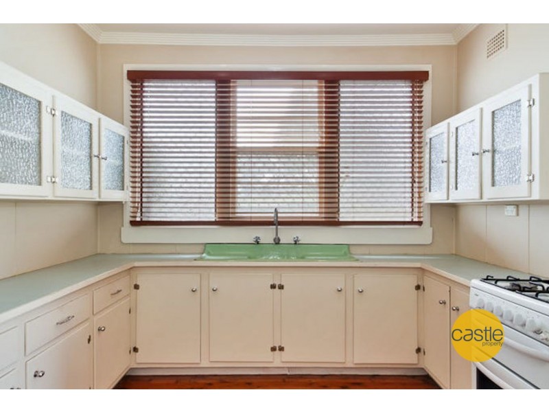 2 Miller St, Mayfield West NSW 2304