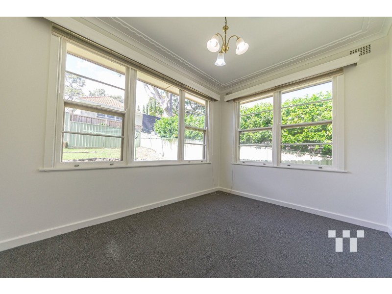 11 Sheridan Ave, Adamstown Heights NSW 2289