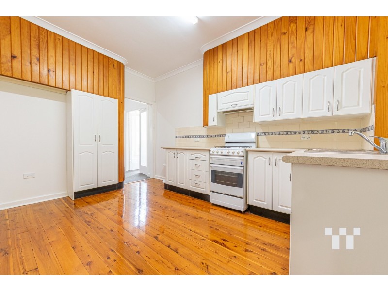 11 Sheridan Ave, Adamstown Heights NSW 2289