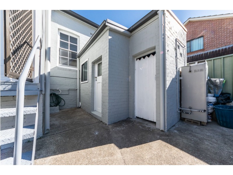 206 Denison St, Broadmeadow NSW 2292