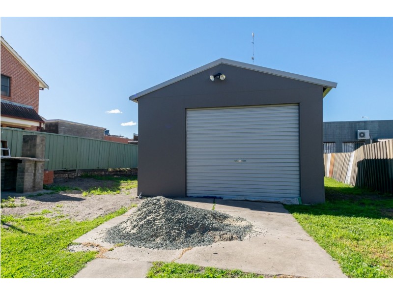 206 Denison St, Broadmeadow NSW 2292