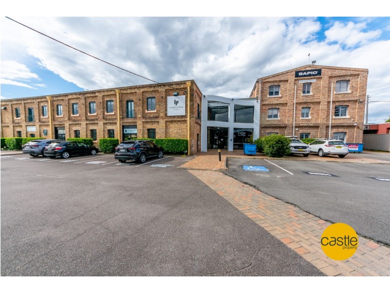 2/54 Hudson St, Hamilton NSW 2303