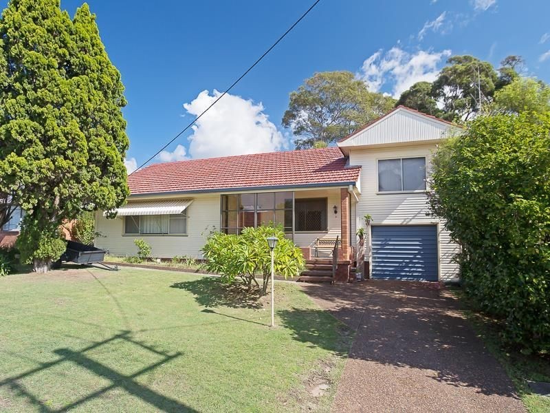 4 Denby St, Garden Suburb NSW 2289