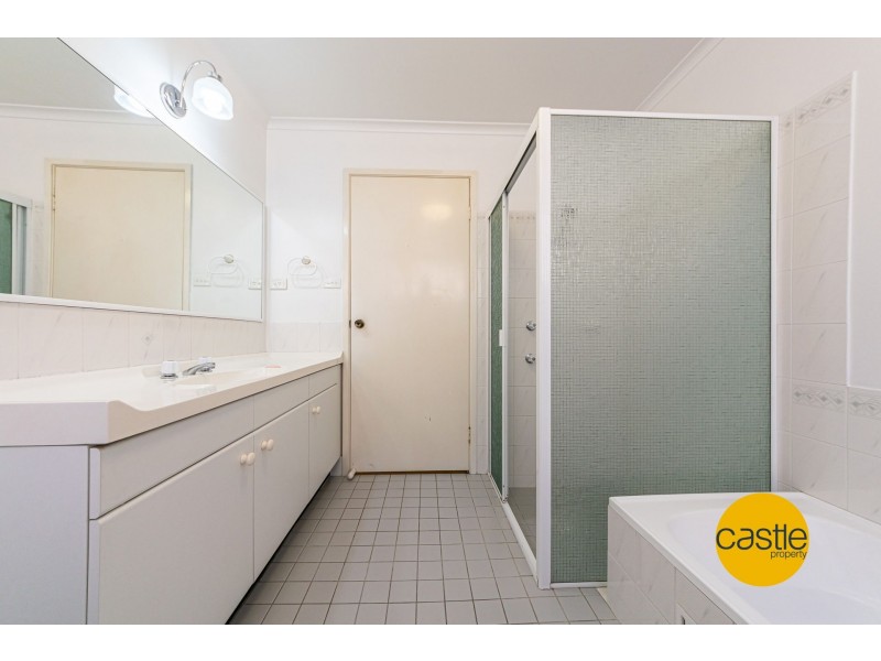 7 Gum Tree Court, Cameron Park NSW 2285