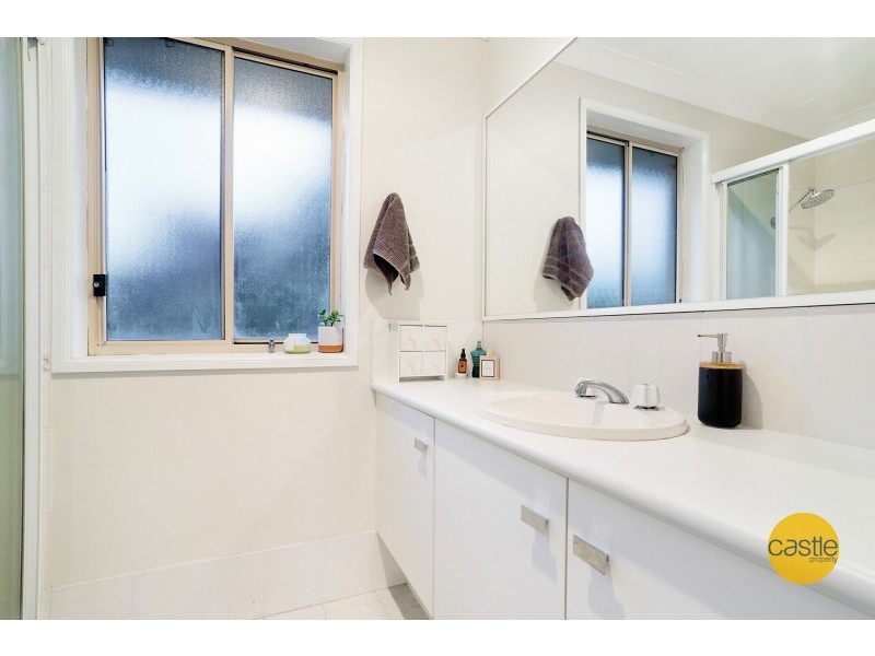 2/16 Mccann Ct, Carrington NSW 2294